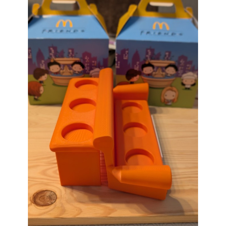 Sofá Laranja para Figuras de FRIENDS